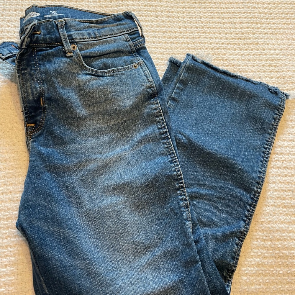 Old navy ankle high rise flare jeans, size 4 petite
